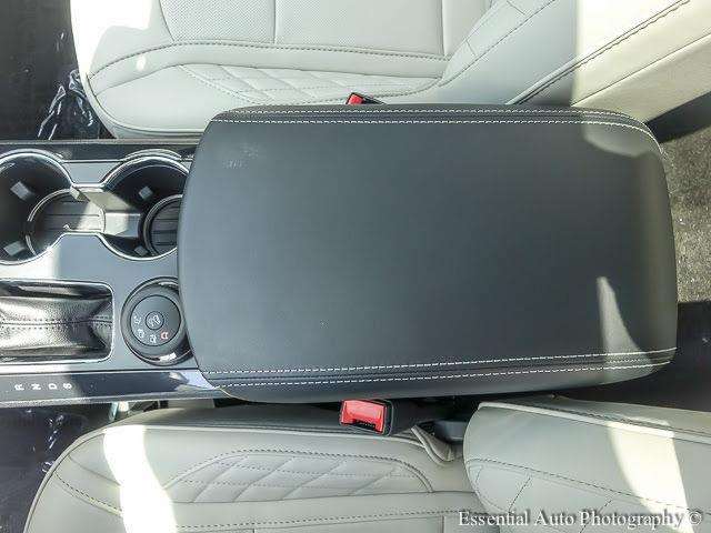 2017 Ford Explorer AWD Platinum 4dr SUV